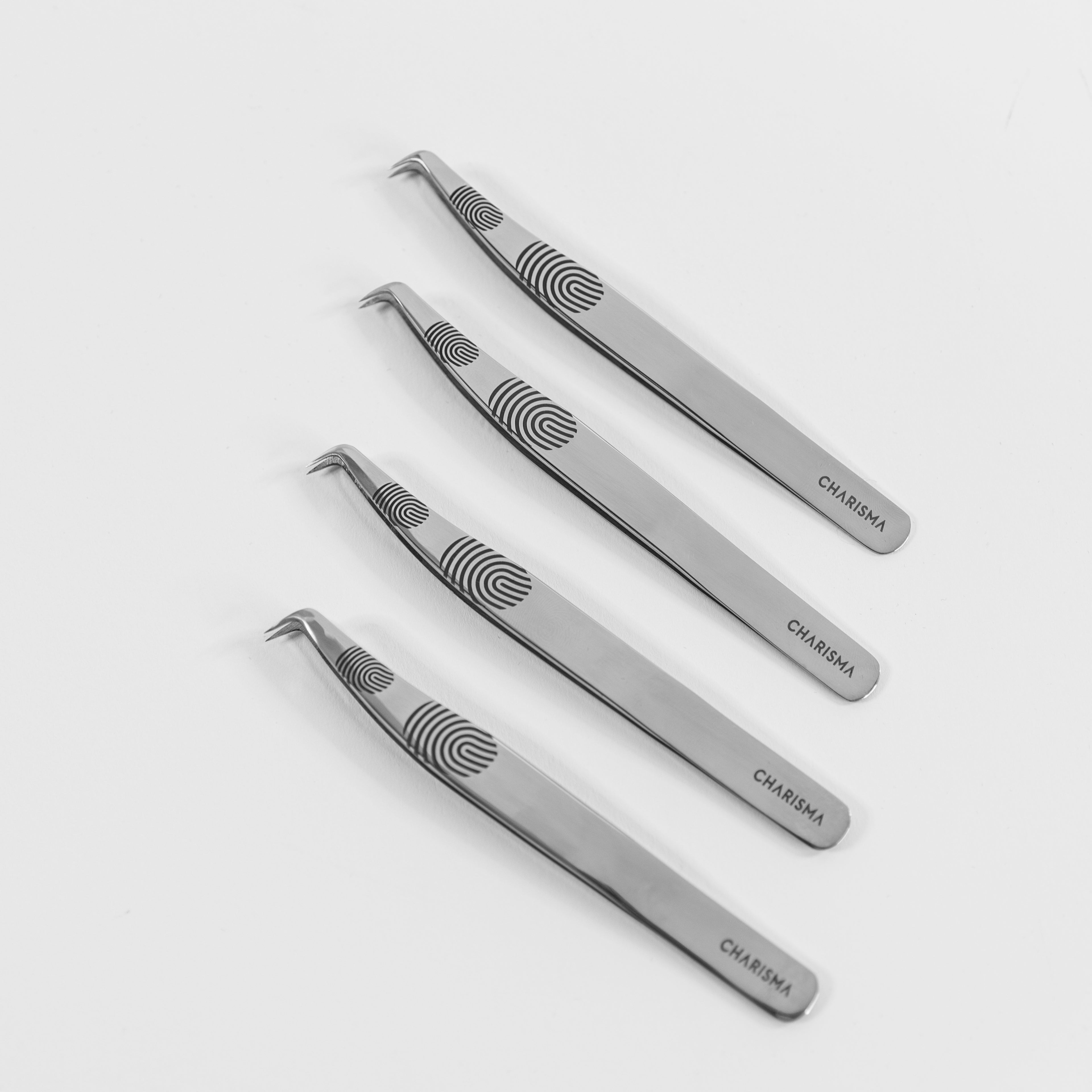 FINGERPRINT Mini Boot 𝟗𝟎° Volume Lash Tweezer (Hand-Sharpened)