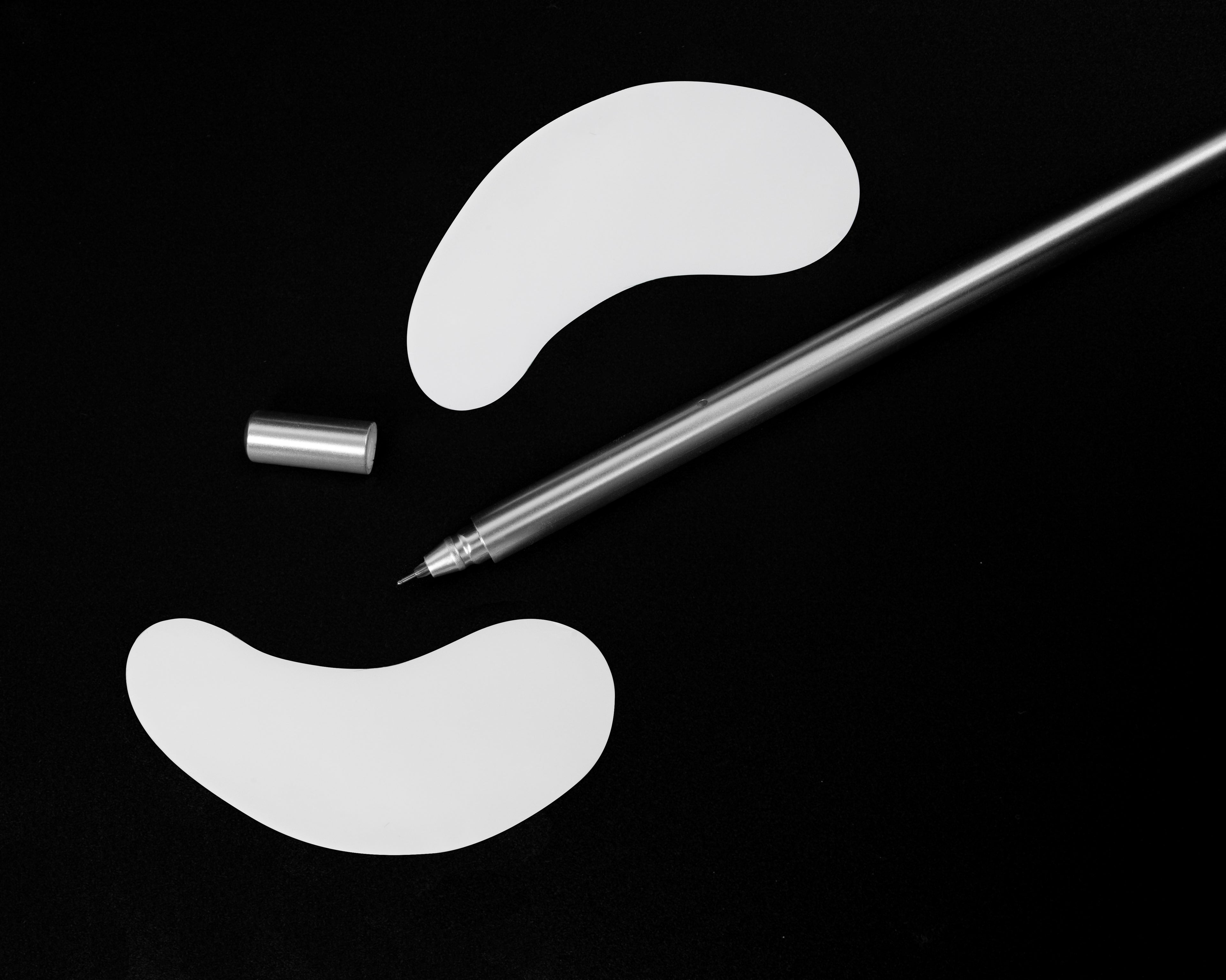 Black lash mapping pen close up