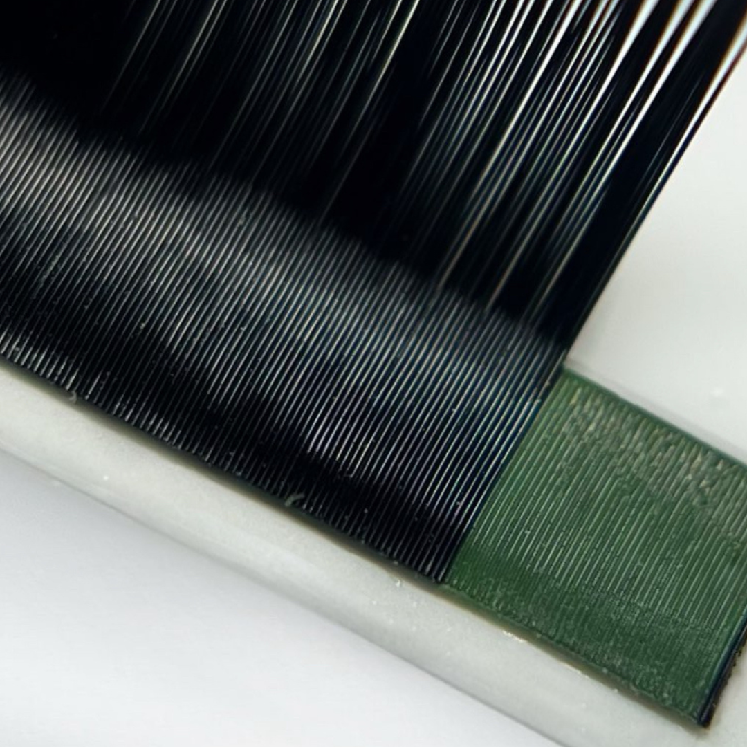 ICONIC lash tray strips signed with length, thickness and curl