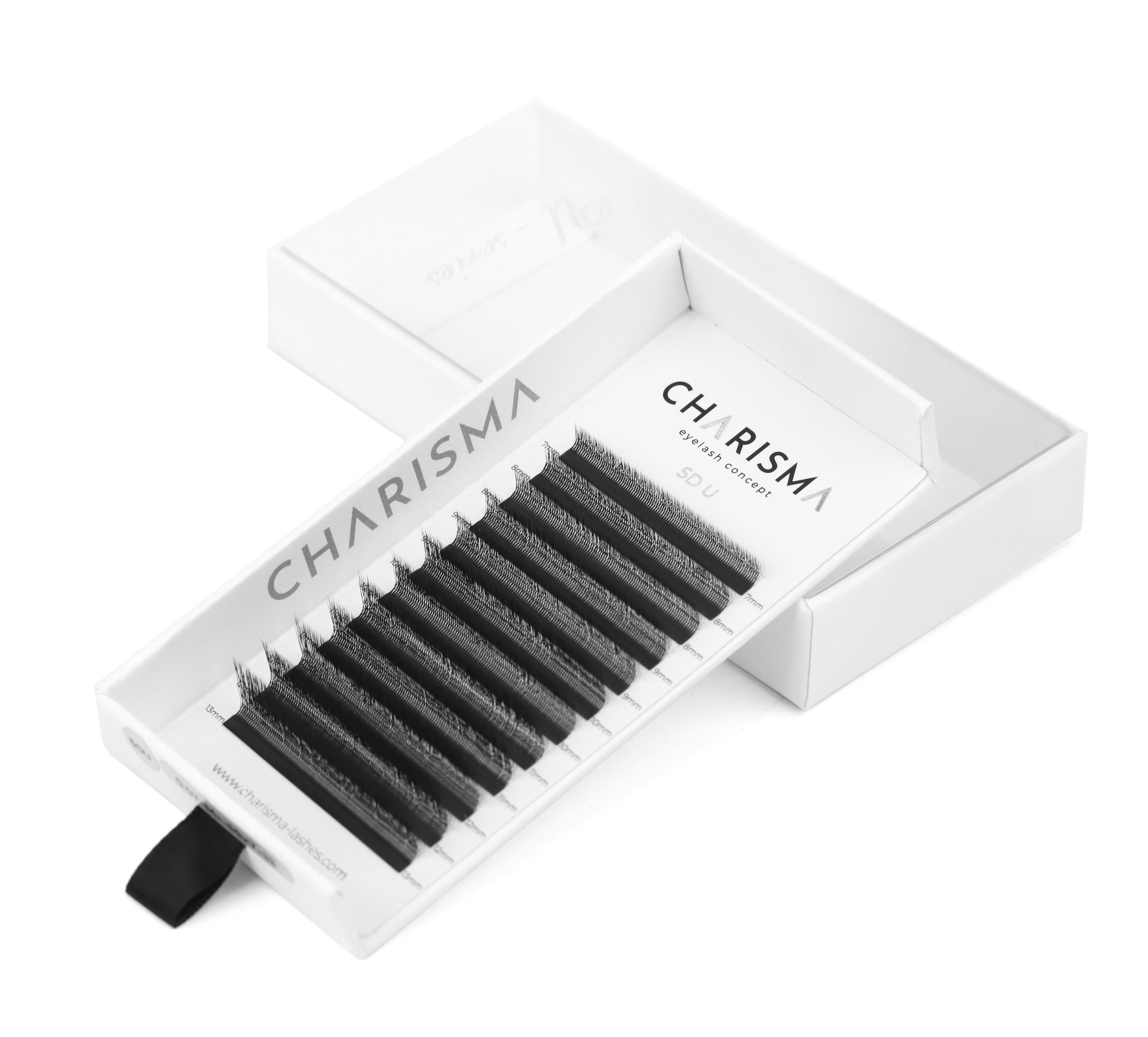 SPEEDY U-Series premade fans arranged on a lash strip